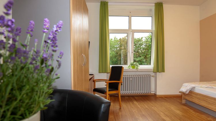 Zimmer in der MEDICLIN Reha-Klinik am Sendesaal