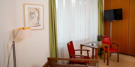 Zimmer in der MEDICLIN Reha-Klinik am Sendesaal