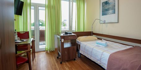 Zimmer in der MEDICLIN Reha-Klinik am Sendesaal